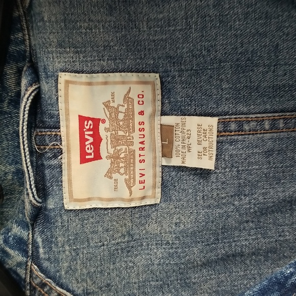 Vintage long sleeve denim jacket - Picture 2 of 5